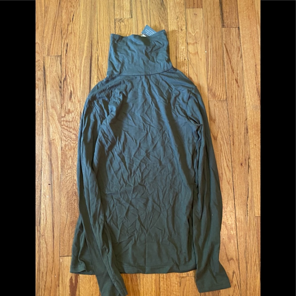olive green turtleneck NWT